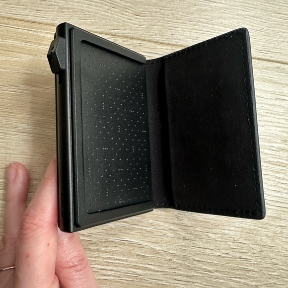MONOS Slim Wallet Pro - Picture 4 of 6